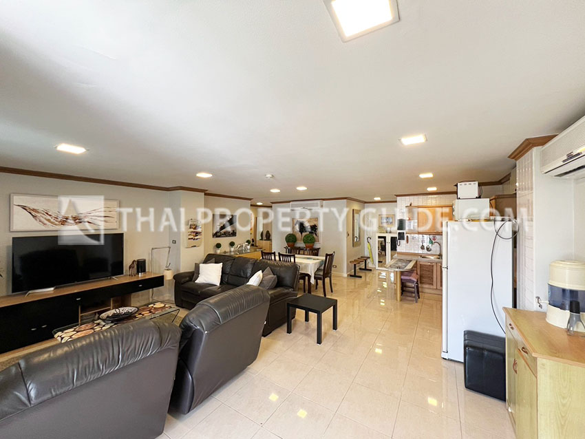 Condominium in Sathorn 