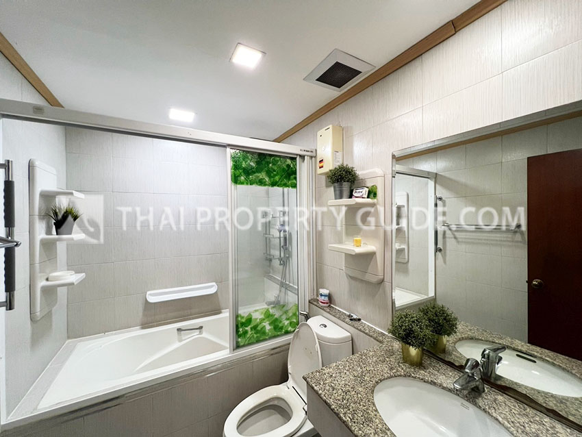 Condominium in Sathorn 