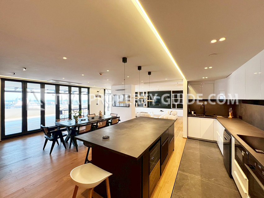 Condominium in Sathorn 