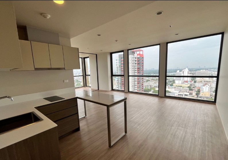 Condominium for rent in Sathorn
