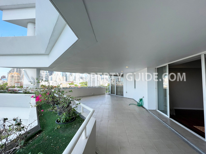 Condominium in Sukhumvit 