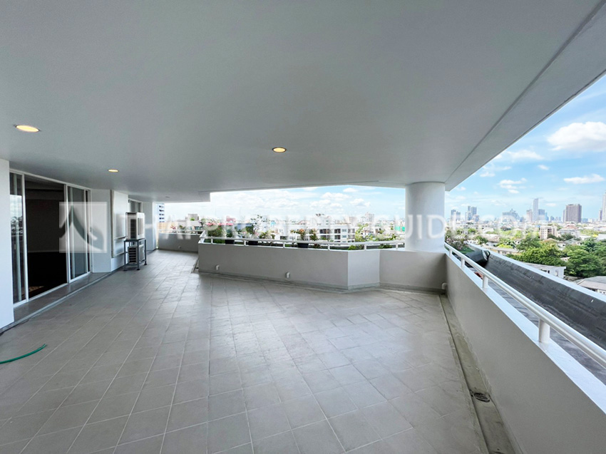 Condominium in Sukhumvit 