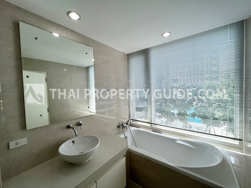 Condominium in Sukhumvit 