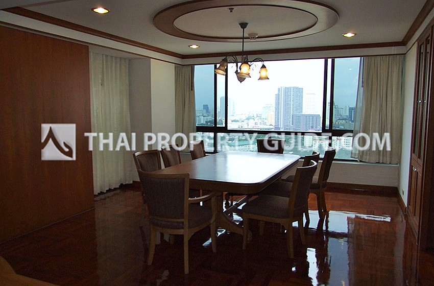 Condominium in Sukhumvit 