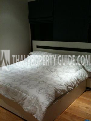 Condominium in Sukhumvit : The Emporio Place 