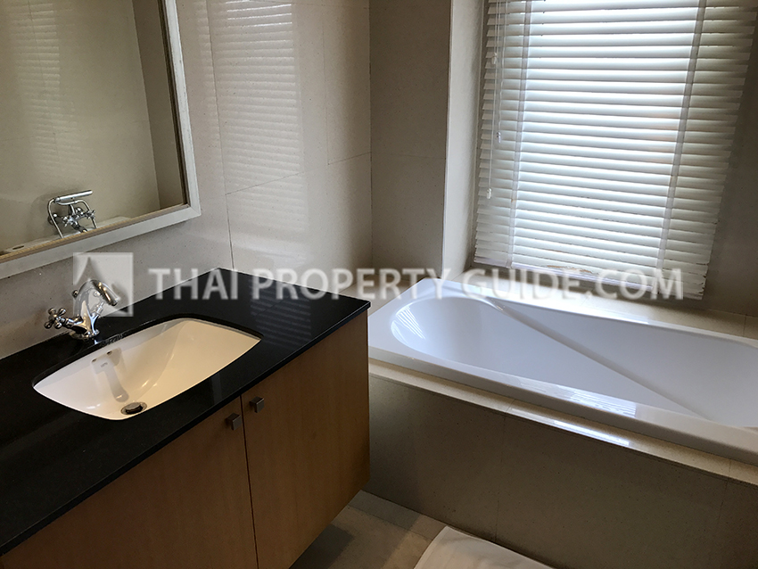 Condominium in Sukhumvit : Hampton Thonglor 10 