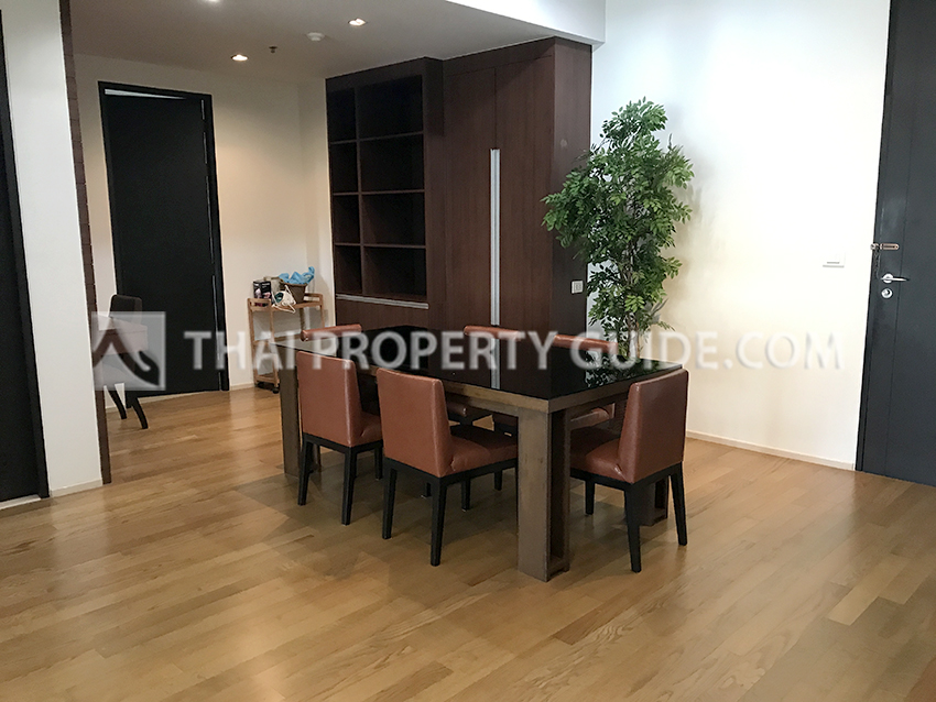Condominium in Sukhumvit : The Madison Condominium 