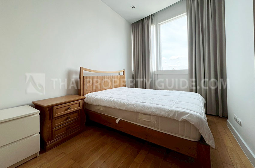 Condominium in Sukhumvit : Millennium Residence 