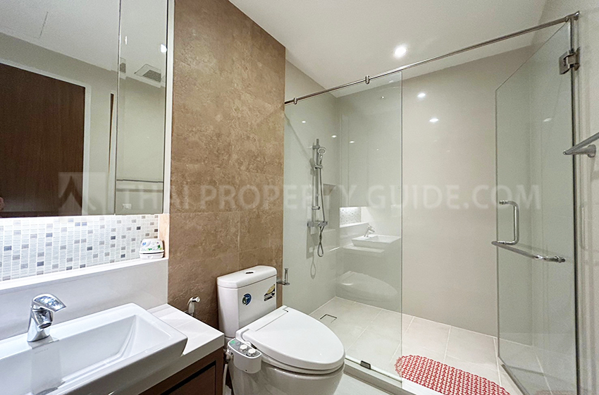 Condominium in Sukhumvit : Bright Sukhumvit 24 