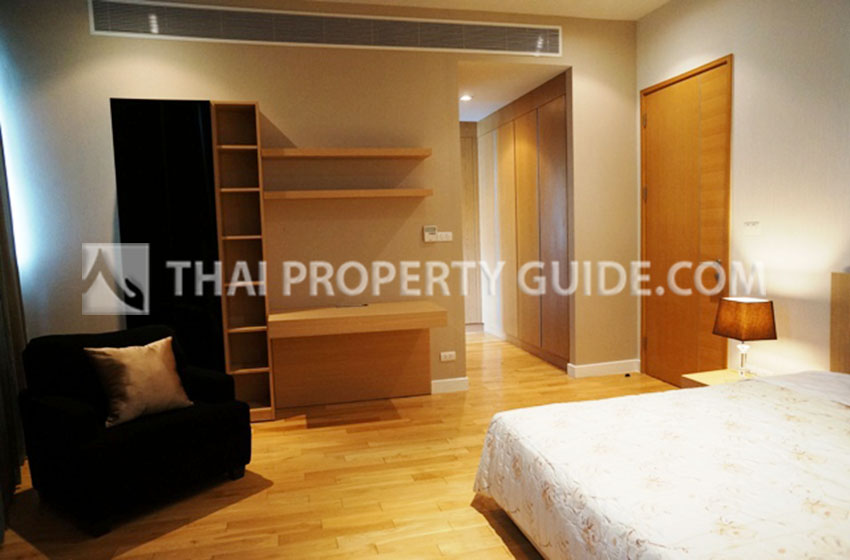 Condominium in Sukhumvit : Millennium Residence 