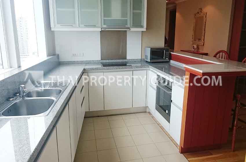 Condominium in Sukhumvit : Millennium Residence 