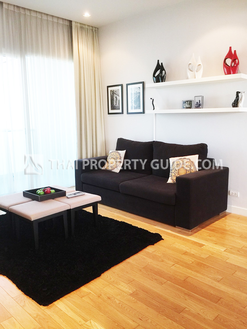 Condominium in Sukhumvit : Millennium Residence 