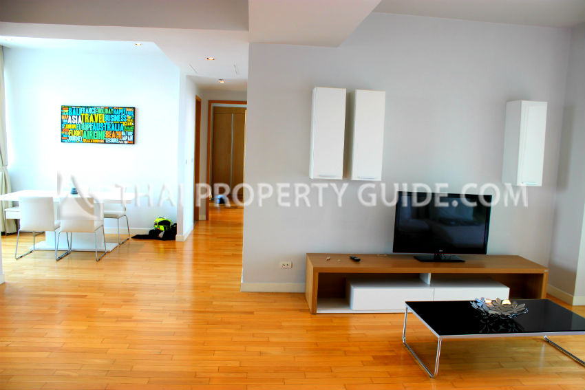 Condominium in Sukhumvit : Millennium Residence 