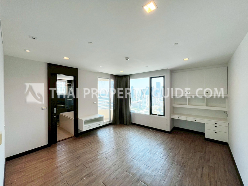 Condominium in Sukhumvit 