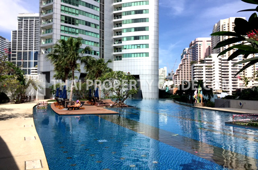 House with Shared Pool for rent in Bangnatrad