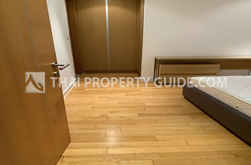 Condominium in Sukhumvit : Millennium Residence 