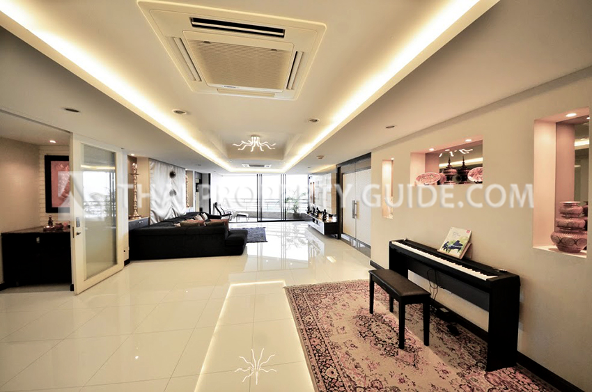 Condominium in Sukhumvit 