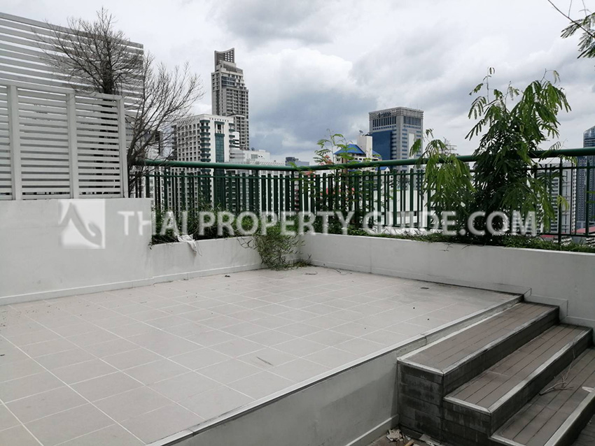 Condominium in Sukhumvit 