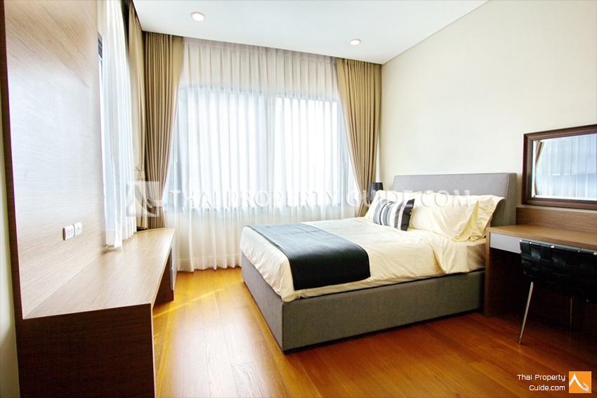 Condominium in Sukhumvit : Bright Sukhumvit 24 