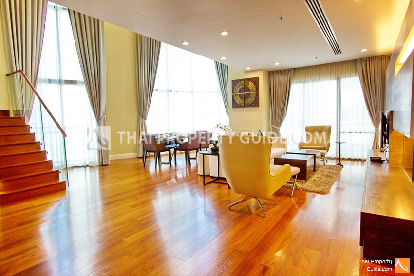 Condominium in Sukhumvit : Bright Sukhumvit 24 