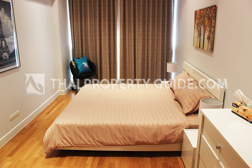 Condominium in Sukhumvit : Millennium Residence 