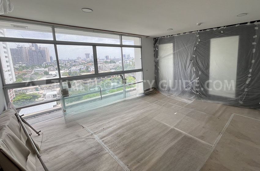 Condominium in Sukhumvit 