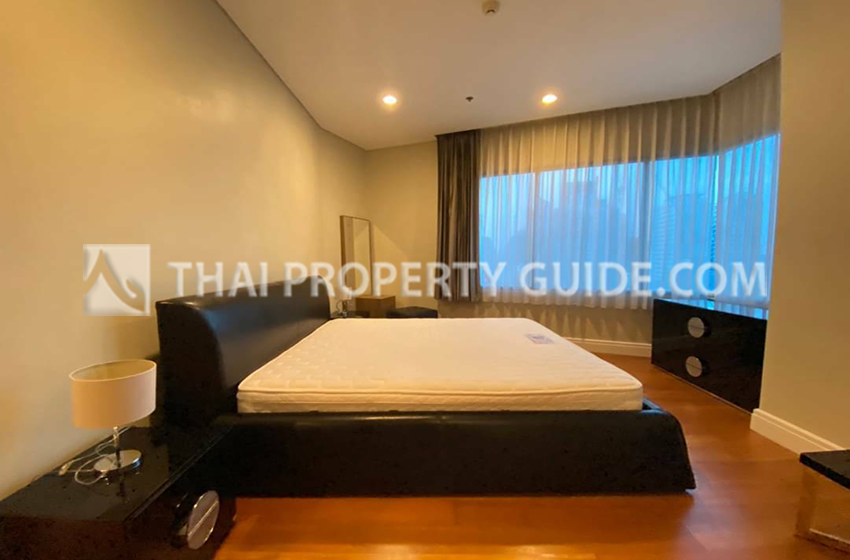 Condominium in Sukhumvit : Bright Sukhumvit 24 