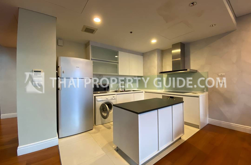 Condominium in Sukhumvit : Bright Sukhumvit 24 