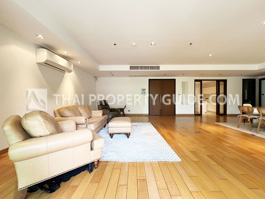 Condominium in Sukhumvit : Belgravia Residences 