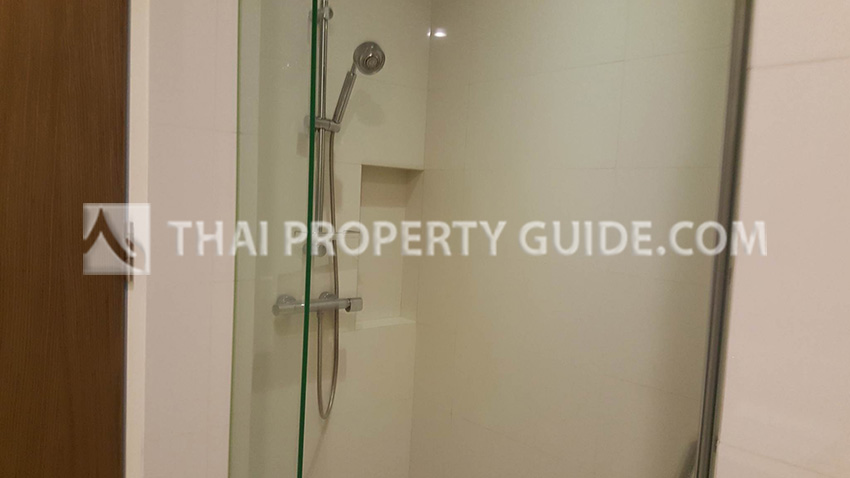 Condominium in Sukhumvit : Bright Sukhumvit 24 