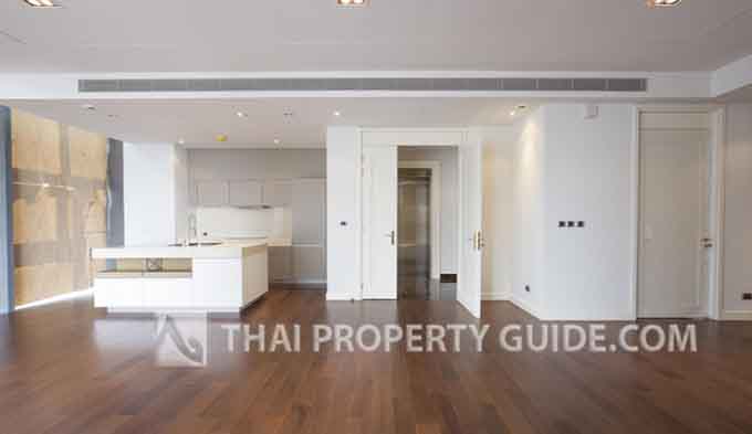 Condominium in Sukhumvit : MARQUE Sukhumvit 
