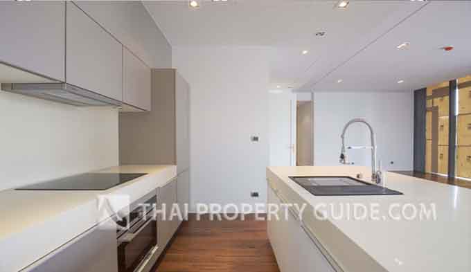 Condominium in Sukhumvit : MARQUE Sukhumvit 