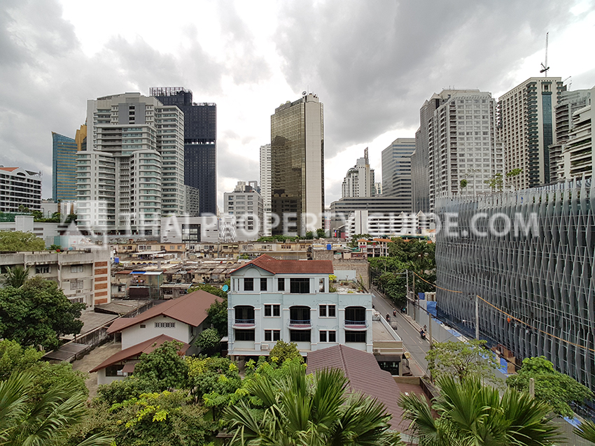 Condominium in Sukhumvit 