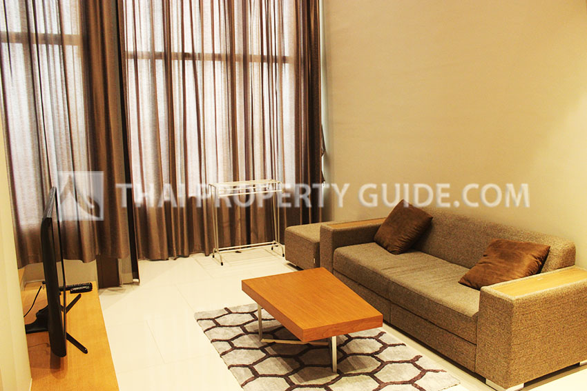 Condominium in Sukhumvit : The Emporio Place 