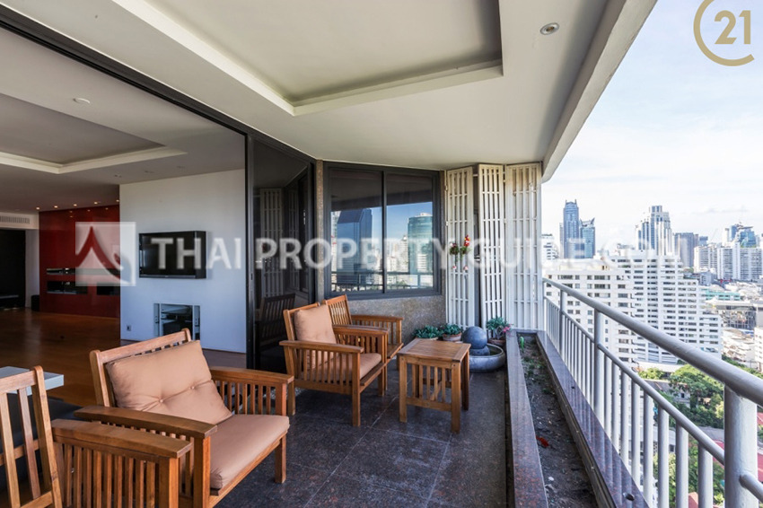 Condominium in Sukhumvit 