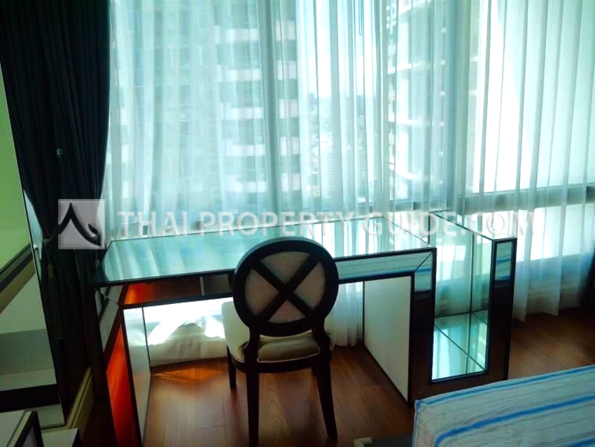 Condominium in Sukhumvit : Bright Sukhumvit 24 