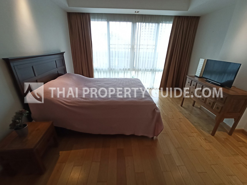 Condominium in Sukhumvit : Belgravia Residences 
