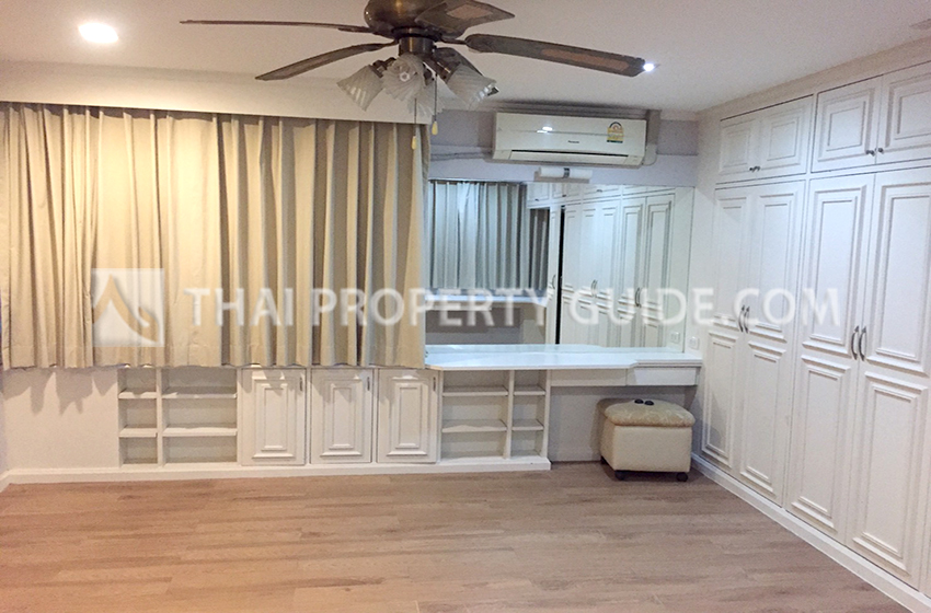 Condominium in Sukhumvit 