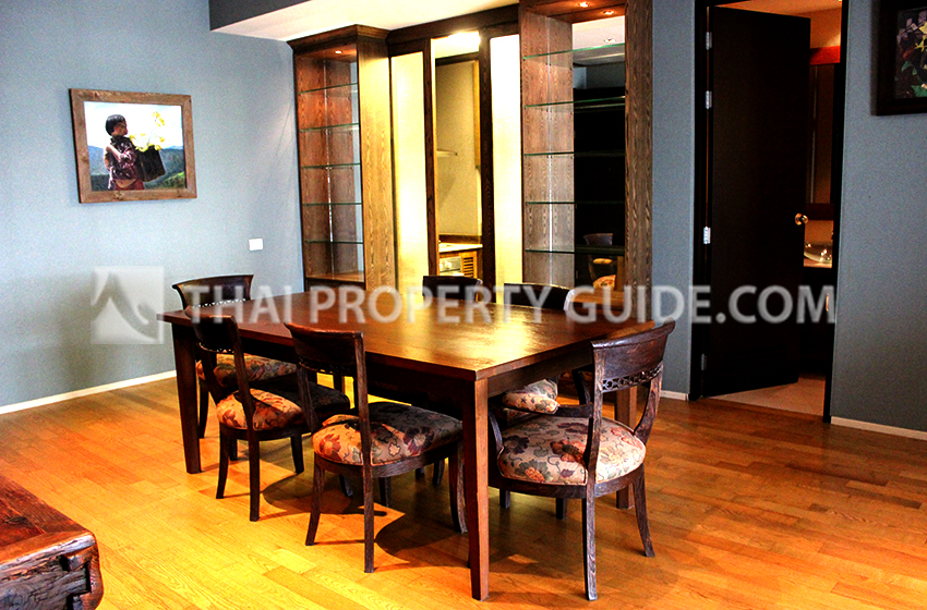 Condominium in Sukhumvit : The Madison Condominium 