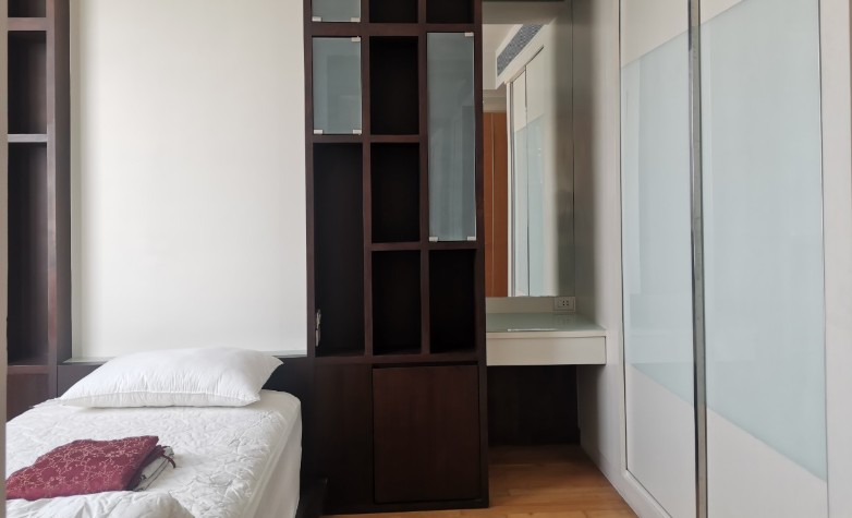 Condominium in Sukhumvit : Millennium Residence 