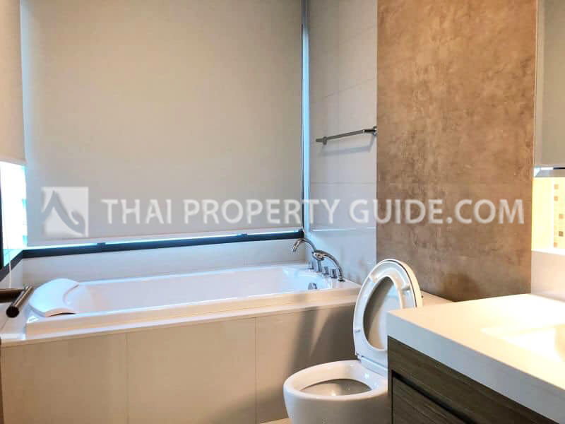 Condominium in Sukhumvit : Bright Sukhumvit 24 