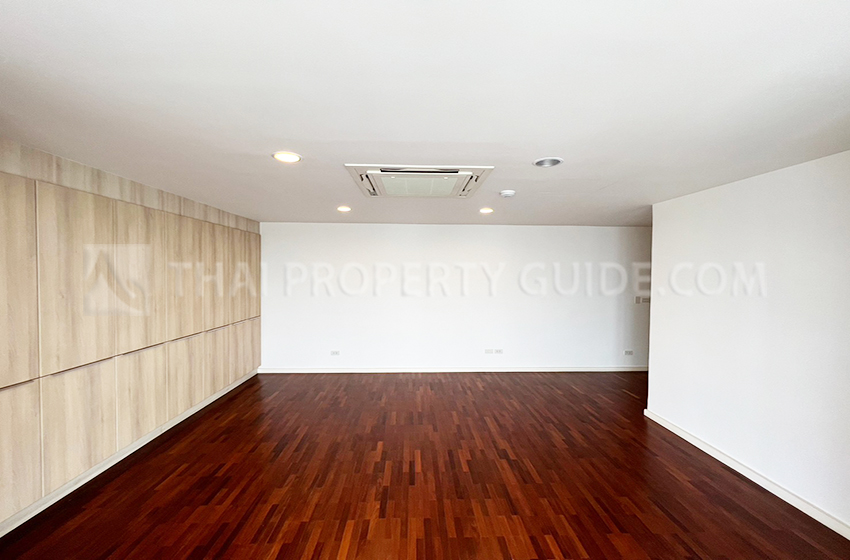 Condominium in Sukhumvit 