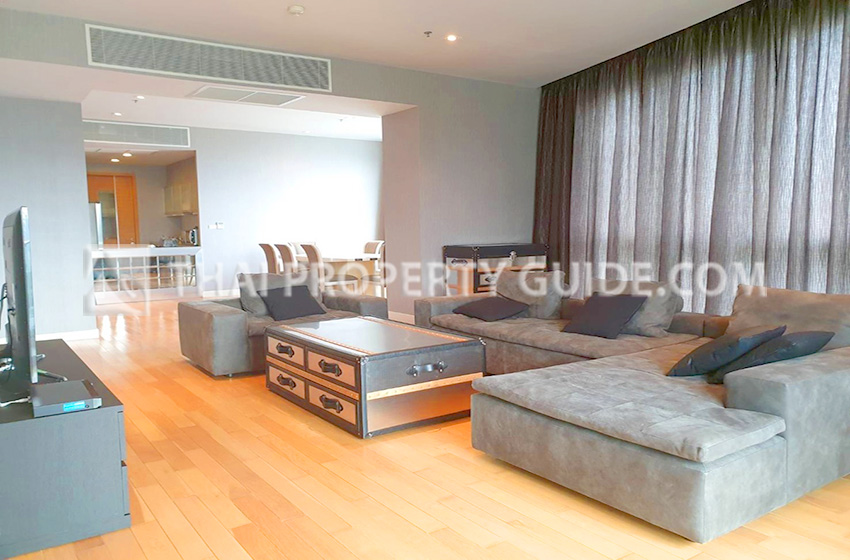 Condominium in Sukhumvit : Millennium Residence 