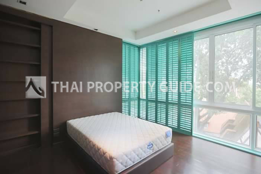 Condominium in Sukhumvit : Belgravia Residences 