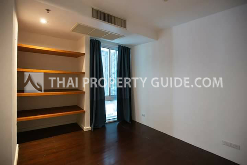 Condominium in Sukhumvit : Belgravia Residences 