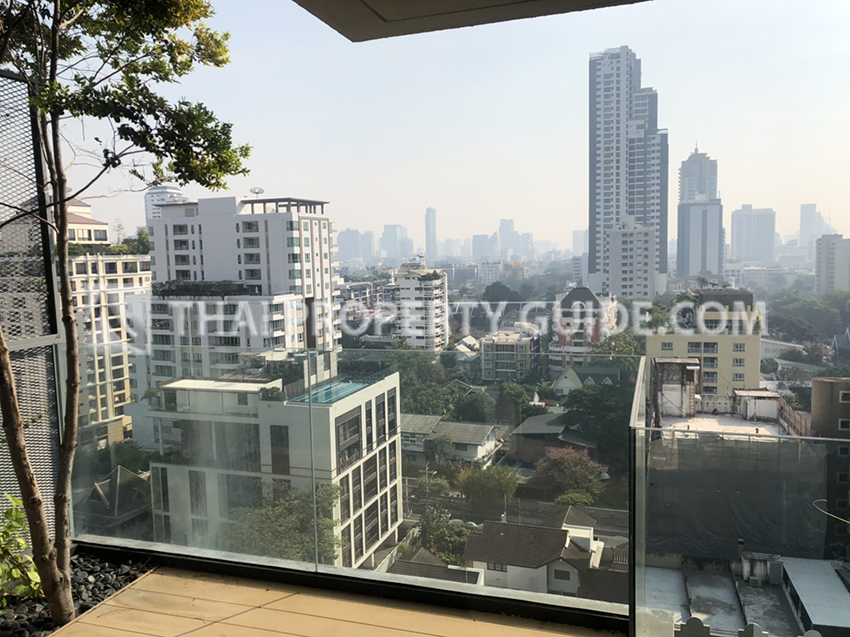 Condominium in Sukhumvit : Siamese Exclusive 31 