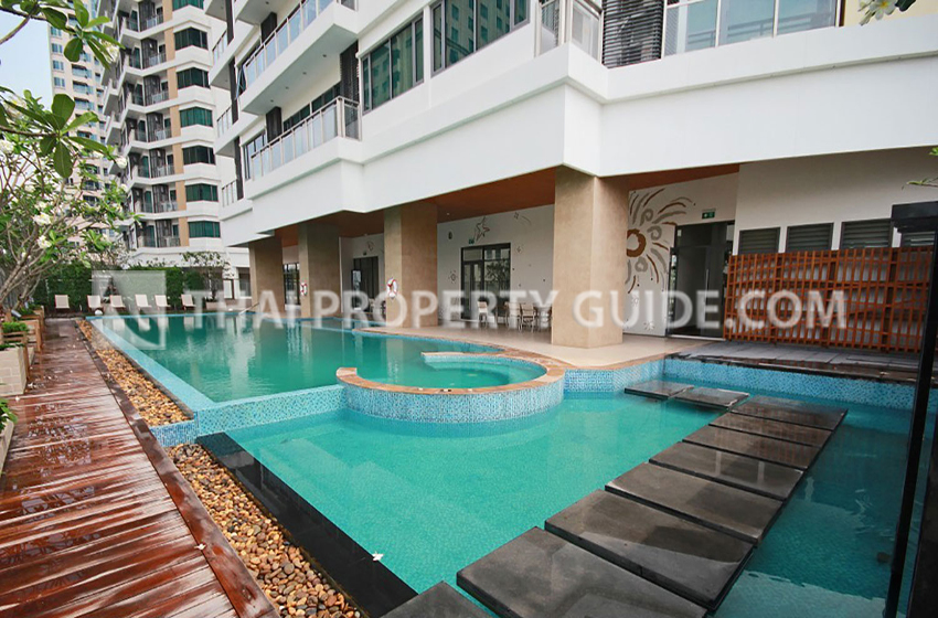 Condominium in Sukhumvit : Bright Sukhumvit 24 
