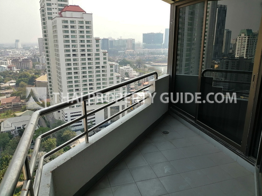 Condominium in Sukhumvit 