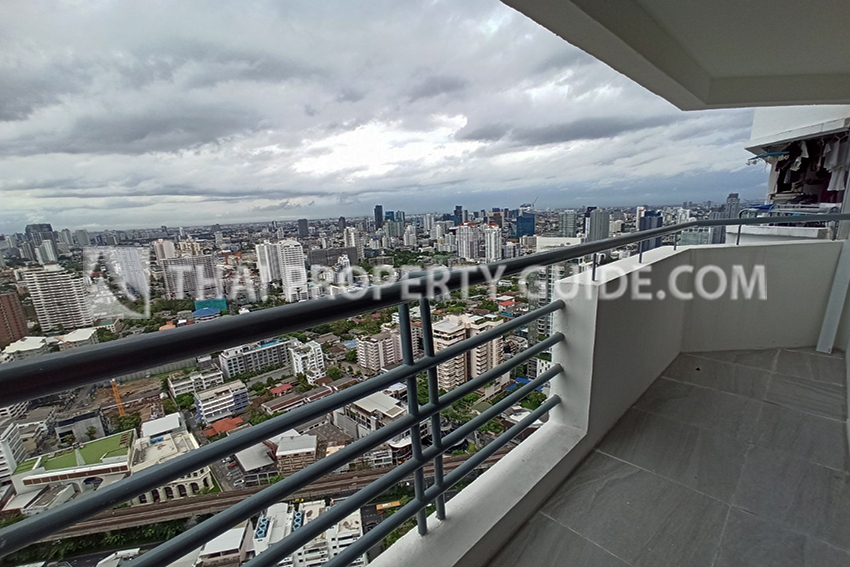 Condominium in Sukhumvit 