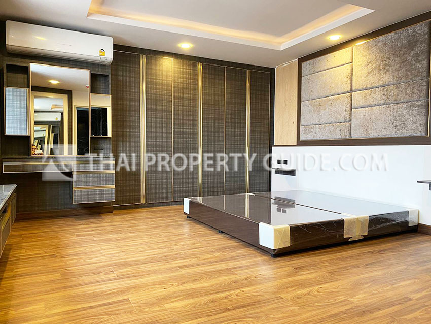 Condominium in Sukhumvit 
